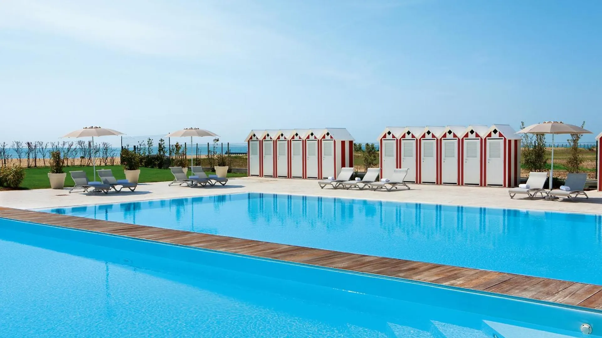 Adriatic Palace Hotel location